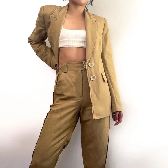 🛑 SOLD 🛑 AJE Estate Cut Out Safari Blazer • Size 6 • BNWoT • Never Worn - Picture 3 of 9